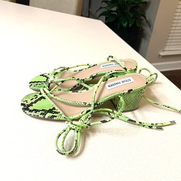 NWT Steve Madden Impressed  Lace Up Sandal - Picture 5 of 12